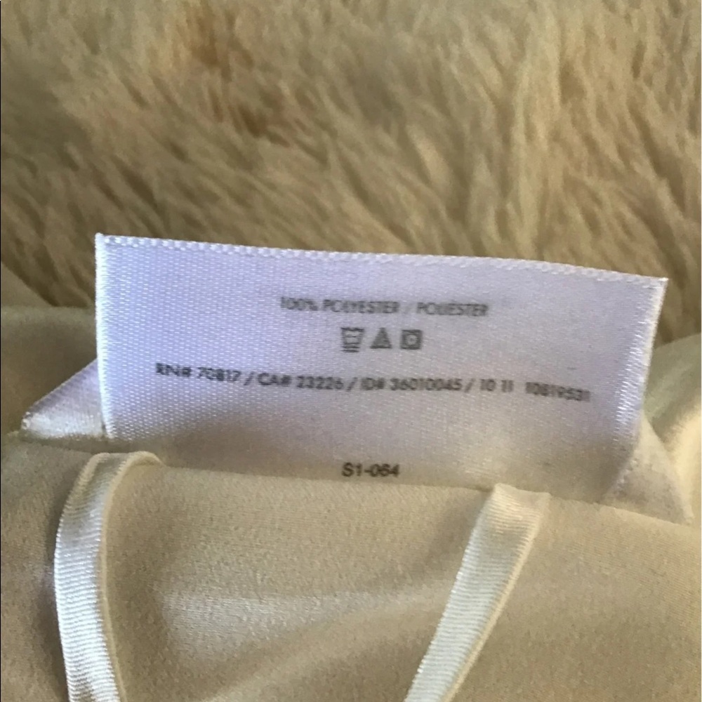 Victoria Secret Bride Rhinestone Robe - Picture 2 of 7